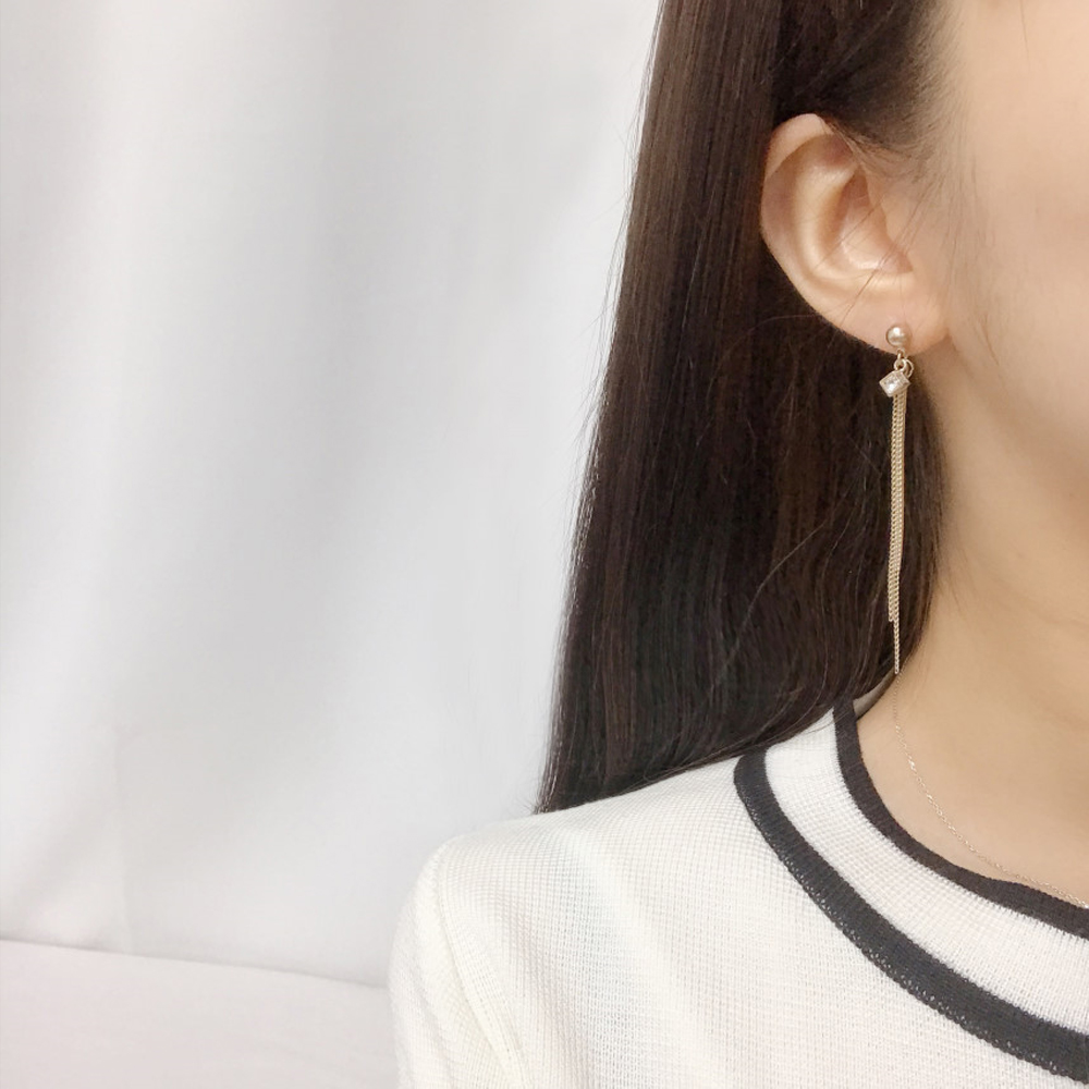 [가을신상] 골드무광 라인 귀걸이 JE111